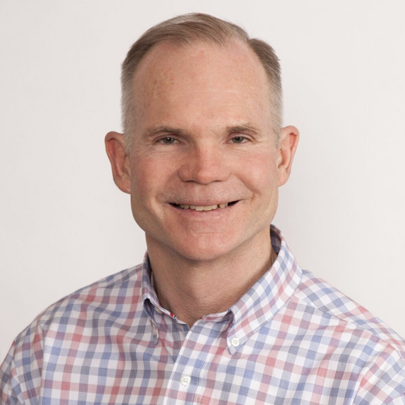 Tom MacGillis